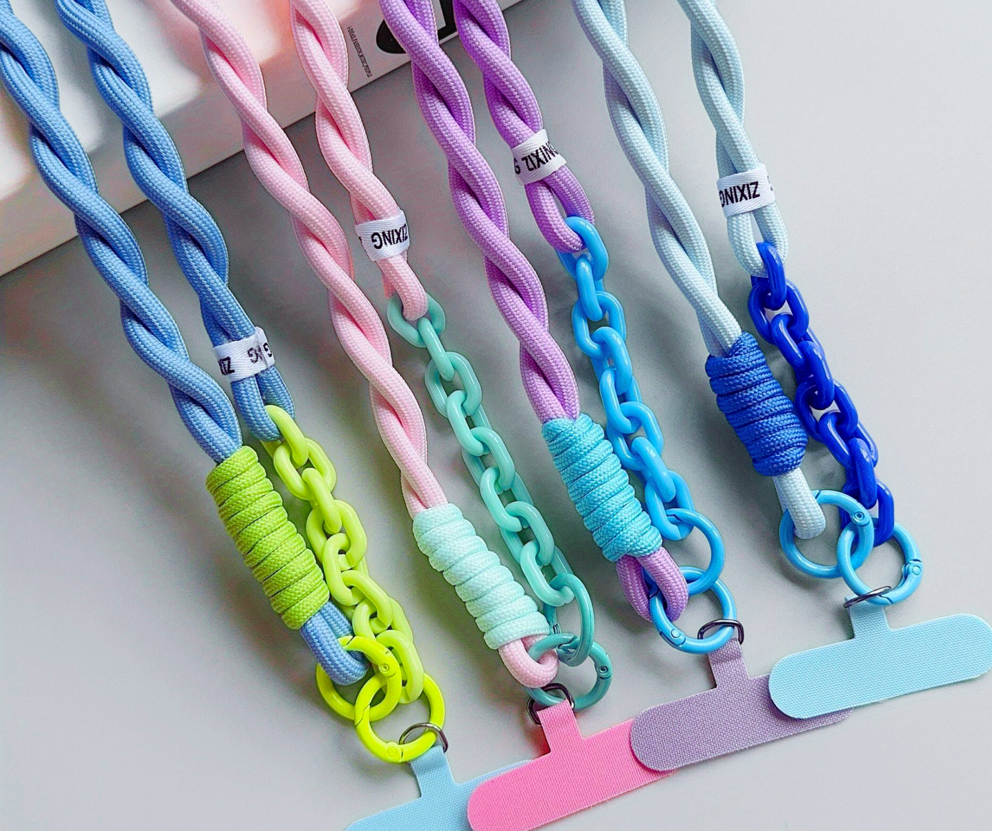 Fashionable Mobile Phone Lanyard_THECHARMTREND_ONLINE_SHOPPING